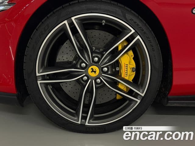 Ferrari 로마, 2022 все фото