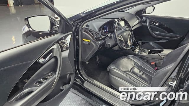 Hyundai Grandeur HG Modern, 2014 11