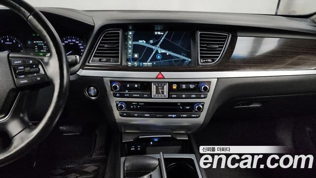 Genesis G80 Premium Luxury, 2018 14