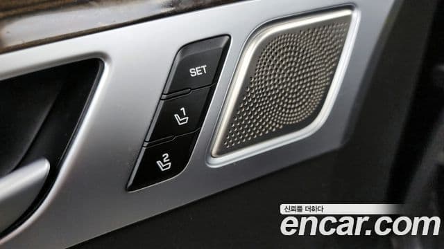 Genesis G80 Premium Luxury, 2018 17