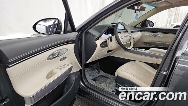 Genesis GV70, 2021 10