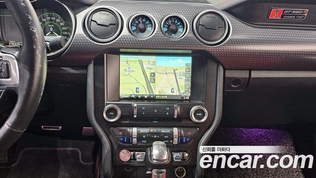 Ford Mustang купе, 2018 14