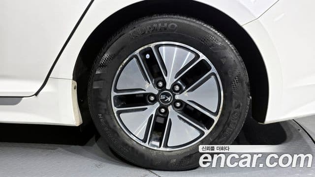 Kia K5 гибрид Luxury, 2013 все фото