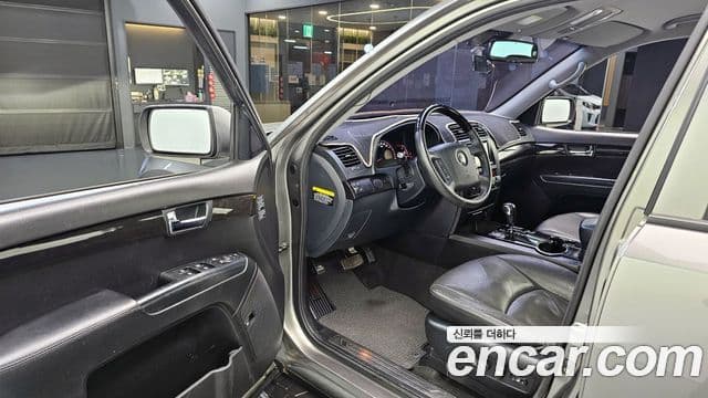 Kia Mohave 2WD QV300, 2012 11