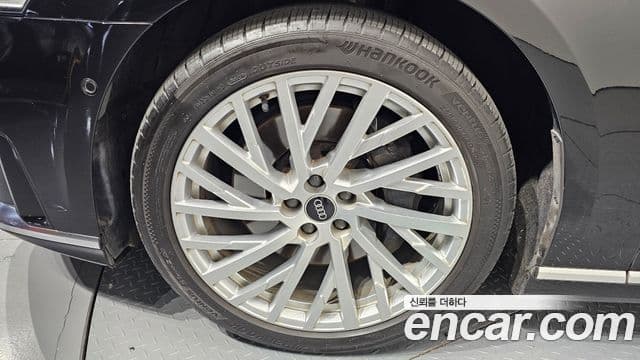 Audi A8 (D5) 55 TFSI Quattro LWB, 2021 все фото