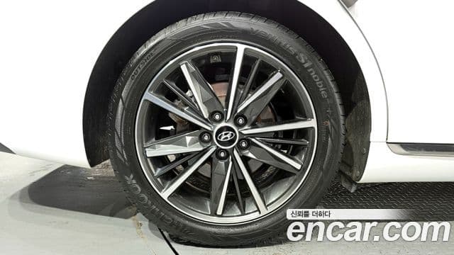 Hyundai The / новый New Grandeur IG Le Blanc, 2022 все фото