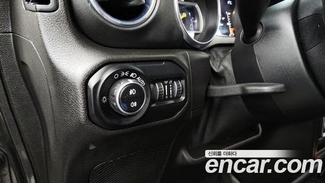 Jeep Wrangler (JL) 2.0 Overland 4도어, 2019 16