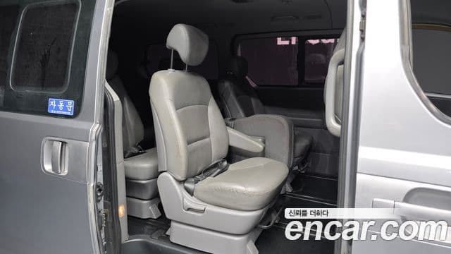 Hyundai Grand Starex Smart, 2016 12