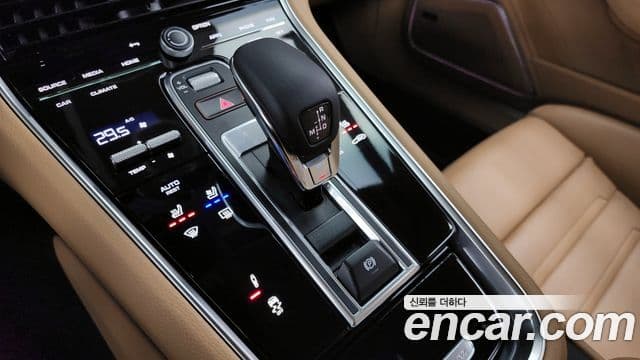 Porsche Panamera (971) Executive, 2023 9