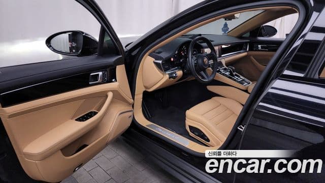 Porsche Panamera (971) Executive, 2023 10