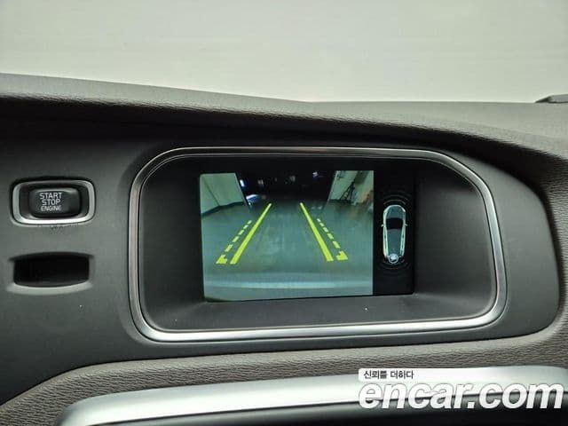 Volvo V40 2세대, 2016 15