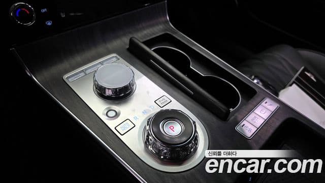 Genesis G80 (RG3) бензин 2.5 турбо AWD, 2025 9