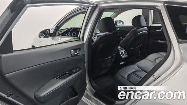 Kia K5 гибрид 2세대 Noblesse, 2018 17