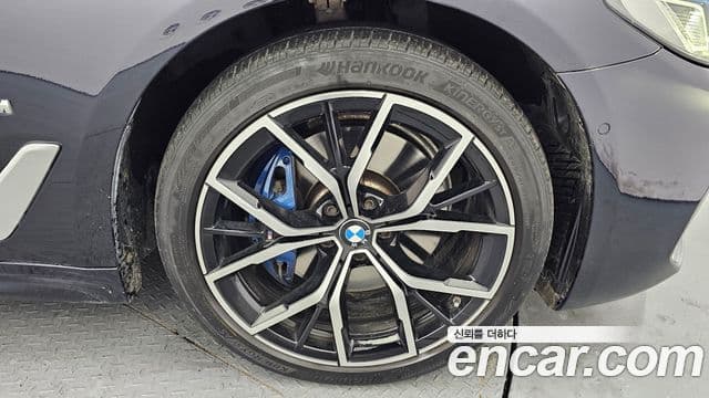 BMW 5시리즈 (G30) 530e M Sport, 2021 все фото