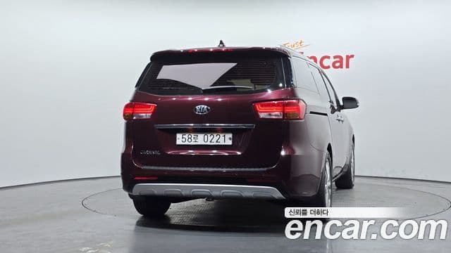 Kia All New Carnival Noblesse, 2016 4