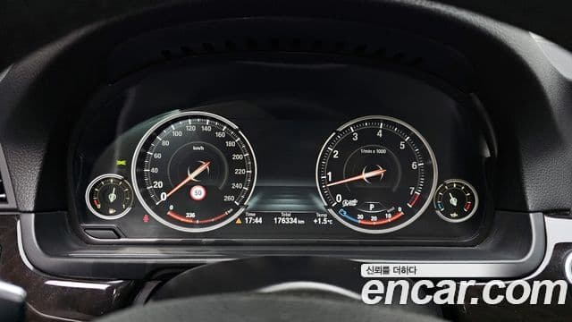 BMW 5시리즈 (F10), 2015 8