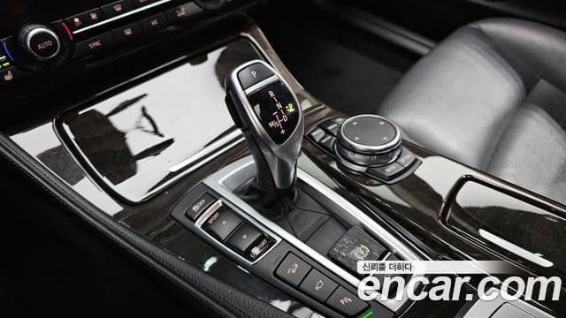 BMW 5시리즈 (F10), 2015 9