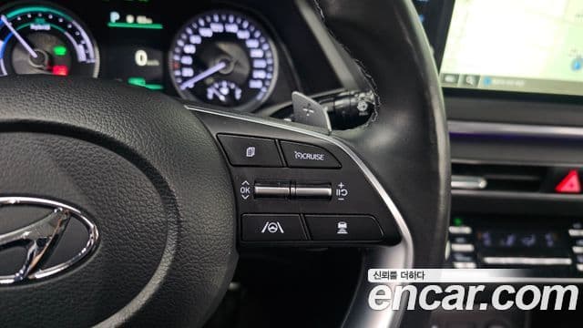 Hyundai Sonata гибрид (DN8) Premium Plus, 2023 13