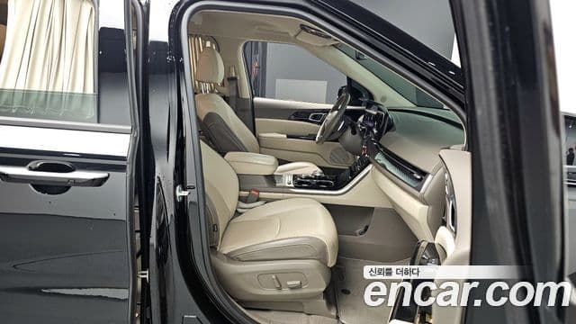 Kia Carnival 4세대 Signature, 2023 11