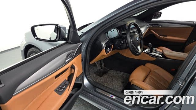 BMW 5시리즈 (G30) 520d xDrive M Sport, 2018 11