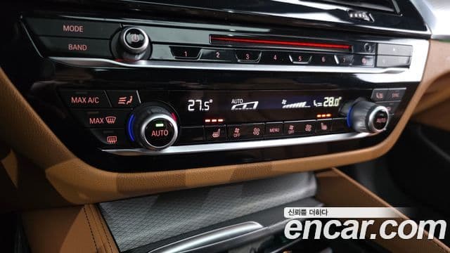 BMW 5시리즈 (G30) 520d xDrive M Sport, 2018 16