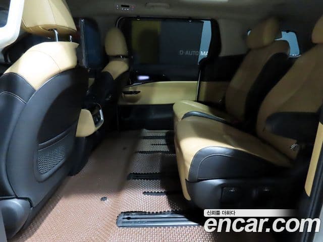Kia Carnival 4세대 Signature, 2021 11