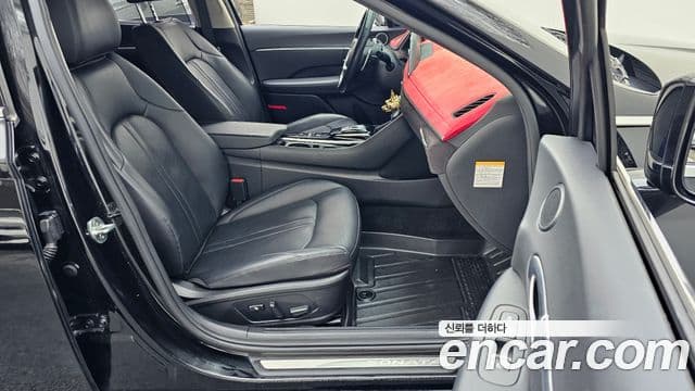 Hyundai Sonata гибрид (DN8) Family, 2021 10