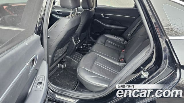 Hyundai Sonata гибрид (DN8) Family, 2021 12