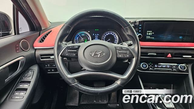 Hyundai Sonata гибрид (DN8) Family, 2021 13