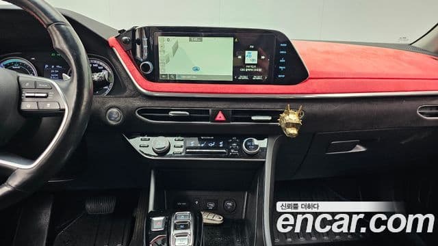 Hyundai Sonata гибрид (DN8) Family, 2021 15