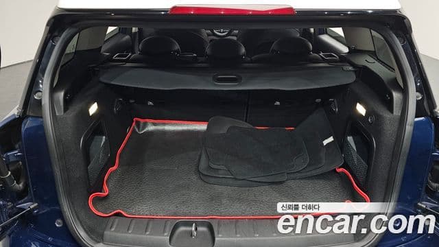 Mini Cooper D 클럽맨 2세대, 2018 20