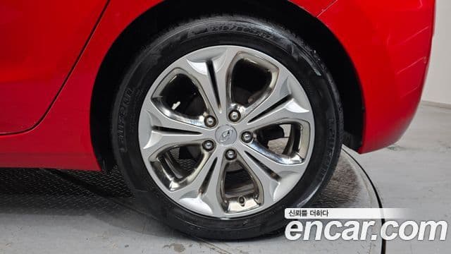 Hyundai i30(новый кузов / новое поколение) 1.6 GDI PYL, 2014 все фото