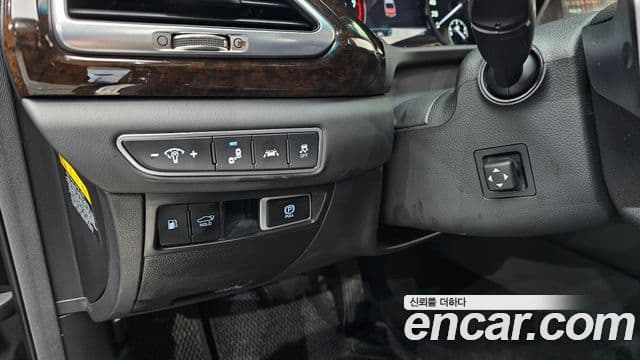 Genesis G90 Luxury, 2019 17