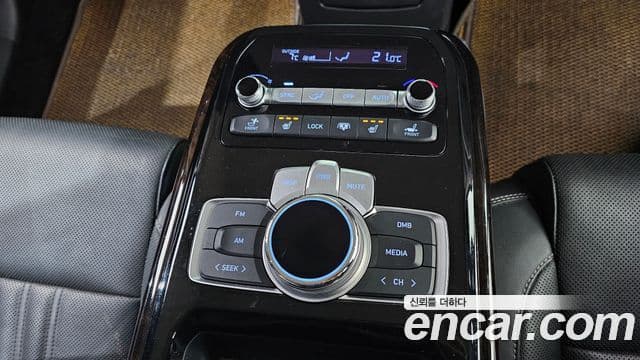 Genesis G90 Luxury, 2019 19