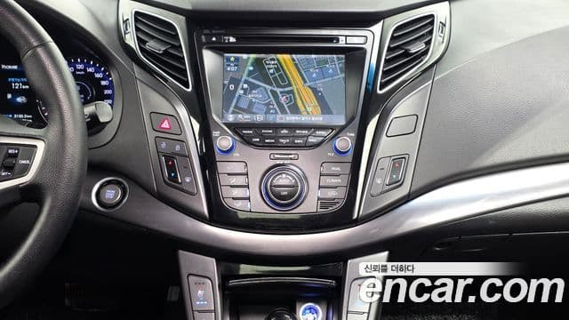 Hyundai i40 살룬 PYL, 2014 14