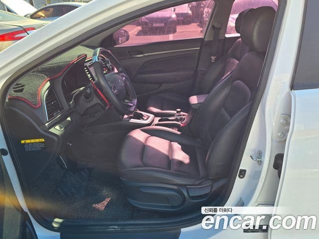 Hyundai Avante AD 1.6 e-VGT Smart, 2016 17