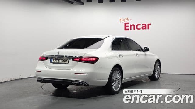 Mercedes-Benz E-класс W213 Exclusive, 2022 2