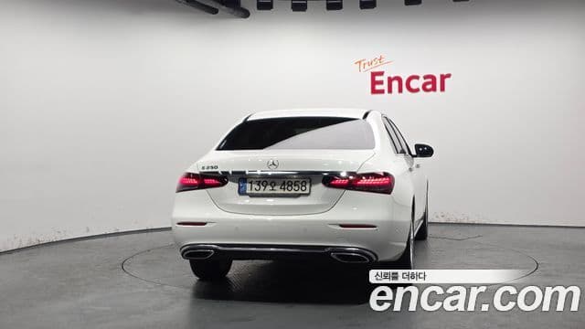 Mercedes-Benz E-класс W213 Exclusive, 2022 4
