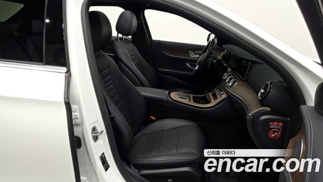 Mercedes-Benz E-класс W213 Exclusive, 2022 11