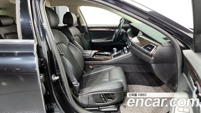 Genesis G90 Luxury, 2020 11