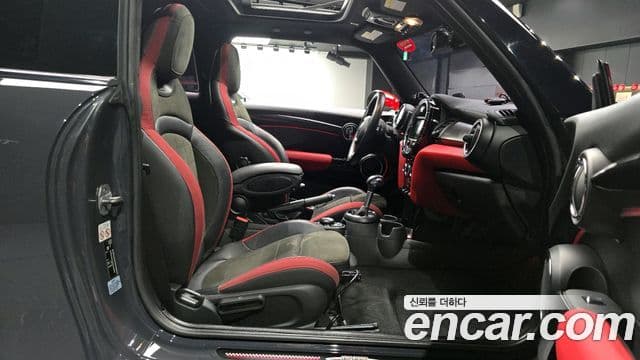 Mini Cooper S 3세대, 2019 11