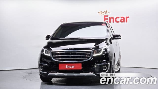 Kia All New Carnival VIP, 2018 3