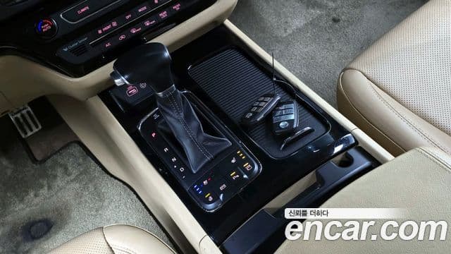 Kia All New Carnival VIP, 2018 9