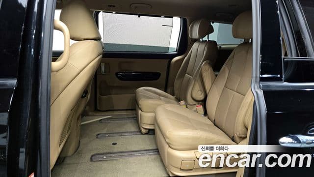 Kia All New Carnival VIP, 2018 12
