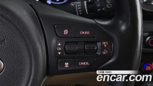 Kia All New Carnival VIP, 2018 15