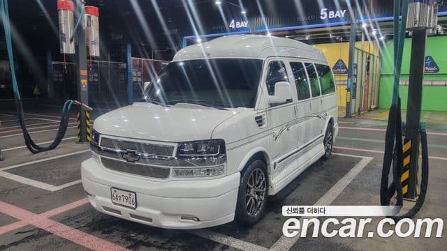 Chevrolet 익스프레스밴, 2011 1