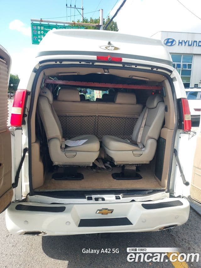 Chevrolet 익스프레스밴, 2011 20