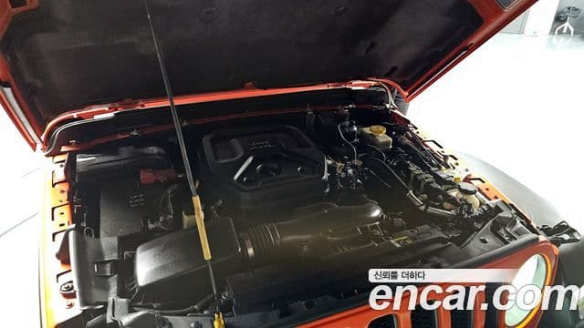 Jeep Wrangler (JL) 2.0 Rubicon Power top 4도어, 2019 6