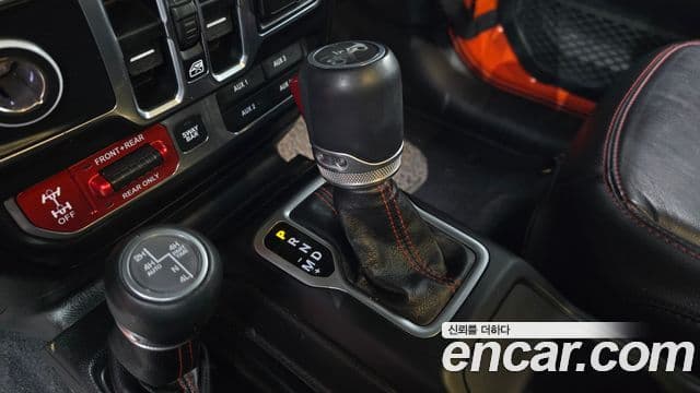 Jeep Wrangler (JL) 2.0 Rubicon Power top 4도어, 2019 9