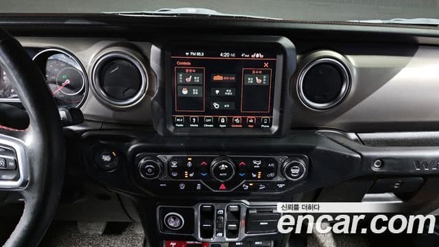 Jeep Wrangler (JL) 2.0 Rubicon Power top 4도어, 2019 15